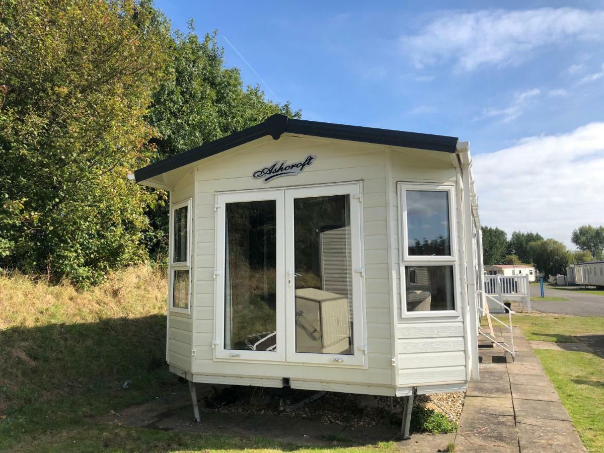 Hotel Gold Standard Caravan On South View Park Skegness Exterior foto